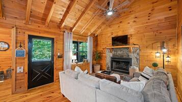 Una Smart TV, una chimenea