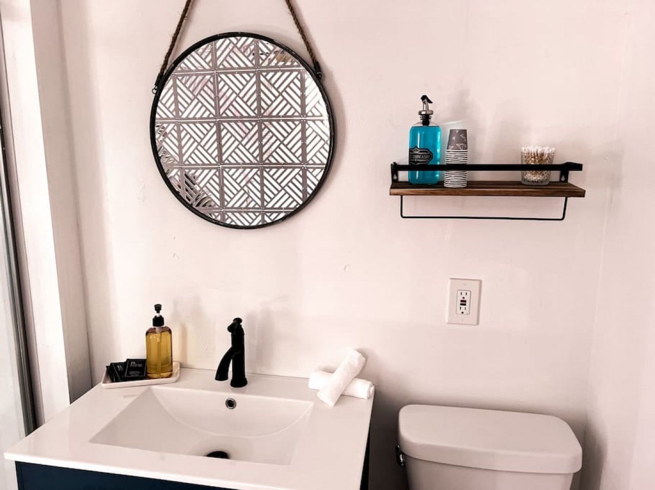 Hair dryer, towels