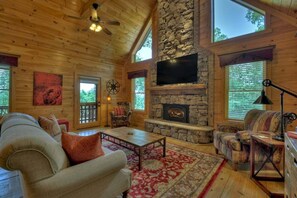 Smart-tv en een open haard