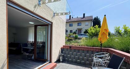 Charmanter Rückzugsort mit Großer Terrasse und Idyllischer Umgebung