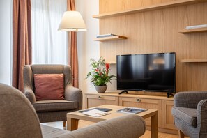 公寓 (Appartamento Boutique 5 Torri) | 客廳 | 等離子電視