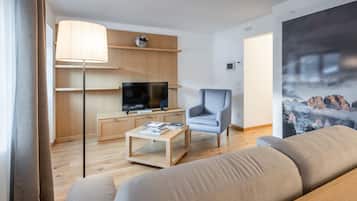 Apartment (Appartamento Charme Sass De Stria) | Living area | Plasma TV