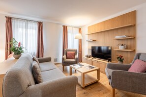 公寓 (Appartamento Boutique 5 Torri) | 起居区 | 等离子电视