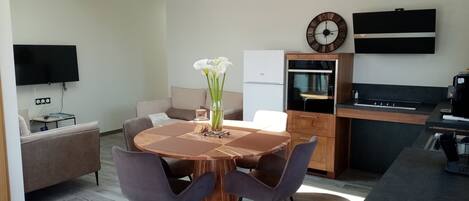 102-cm LED TV with digital channels, toys