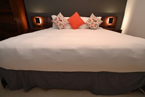1 bedroom, Internet - Stylish Studio w/ Kitchen, Wi-Fi & Rooftop Pool Access! (Puerto Vallarta)