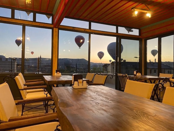 Free daily buffet breakfast - Rustic Caves (Nevsehir)