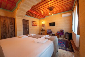 Comfort Room | Egyptian cotton sheets, premium bedding, soundproofing, free WiFi - Rustic Caves (Nevsehir)