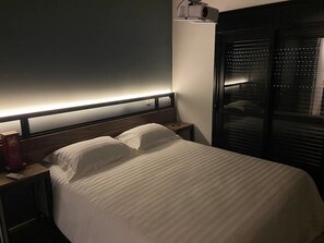 1 quarto, ferros/tábuas de passar roupa, Wi-Fi, roupa de cama