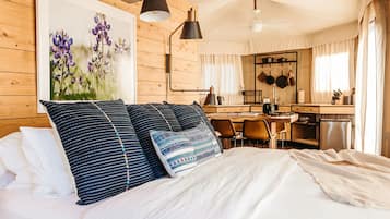 1 soverom, internettilgang og sengetøy