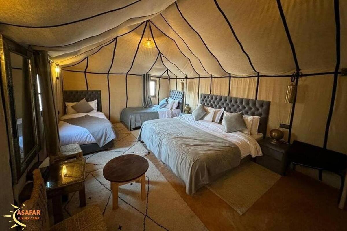 Habitación cuádruple Deluxe | Sábanas de algodón egipcio y ropa de cama de alta calidad