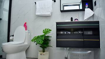 Apartment, 2 Queen Beds, Garden View | Bathroom | Slippers