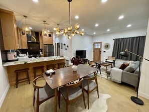 Interior - Modern Mid-Century Oasis- Private Home in Eagle Rock Los Angeles (Los Angeles)