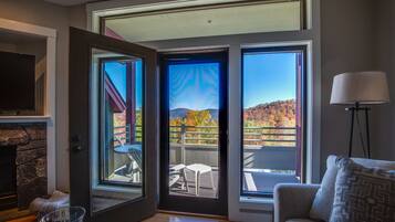 TV connectée, cheminée