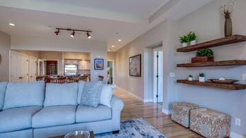 TV connectée, cheminée