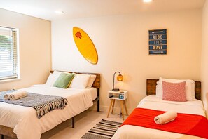 4 bedrooms, desk, iron/ironing board, travel cot