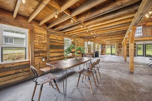 Dining - Lakeside Barn Estate- 3 Cozy Homes+Pool+Hot Tub! (Liberty)