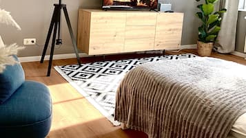 2 Schlafzimmer, Reisekinderbett, kostenloses WLAN, Bettwäsche