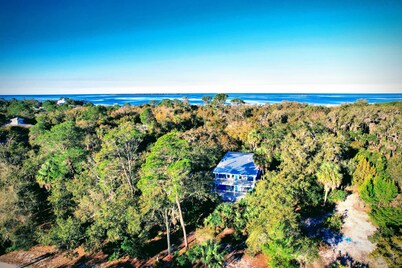 Tropical Island! Cedar Key Coastal Heaven Cottage Kayak to island beach! Hidden!