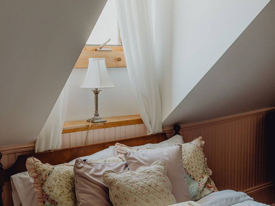 Comfort Room, Garden View | Premium bedding, WiFi (free), bed sheets