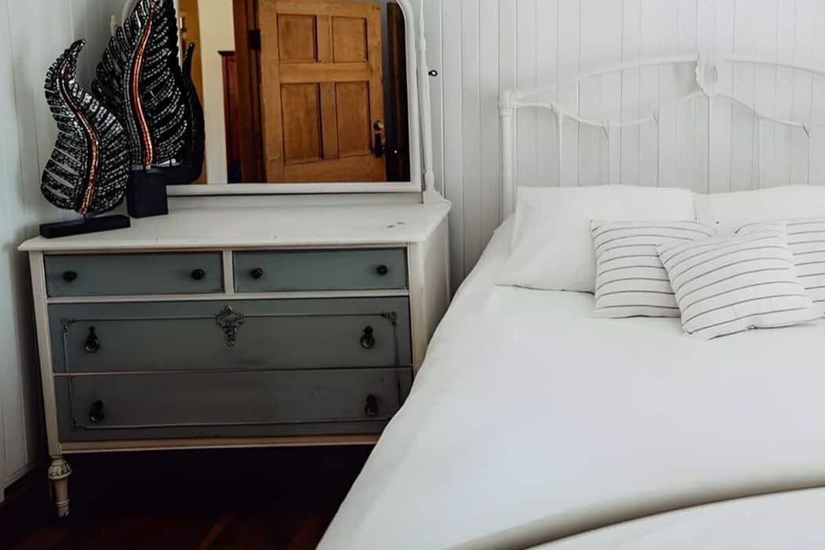 Premium bedding, free WiFi, bed sheets