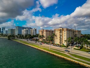 Exterior - Sophisticated Waterfront Condo near all the sun & fun! (West Palm Beach)