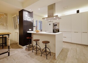 Fridge, microwave, oven, dishwasher