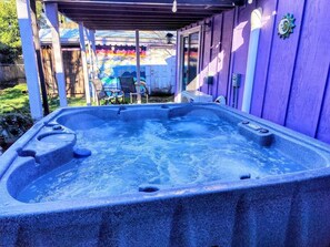 Tina de hidromasaje al aire libre