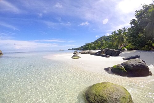 Beach View Villa - Beauvallon Villas