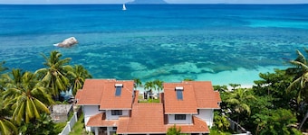Beach View Villa - Beauvallon Villas