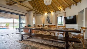 House | Ruang tamu