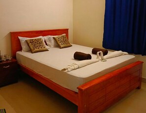 2 bedrooms, WiFi, bed sheets