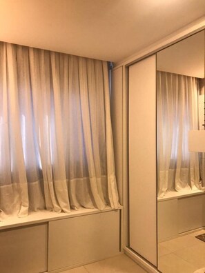 Honeymoon Apartment