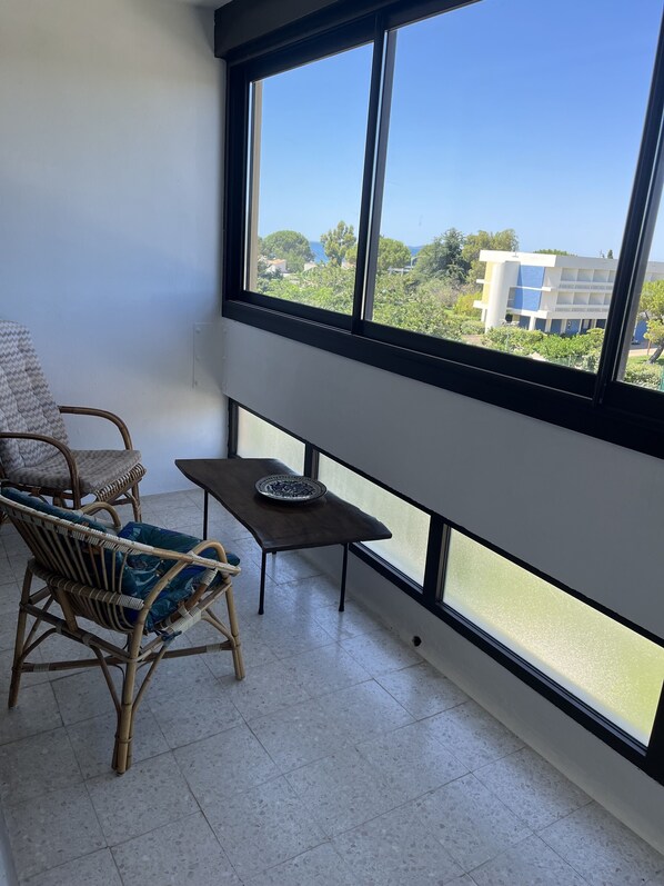 Interior - Appartement 48m2 Centre Ville Équipe 4/6 Personnes (Balaruc-les-Bains)