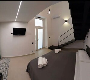 Room - B&b vittoria napoli (Naples)