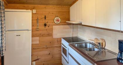 Tolles Haus mit 2 Schlafzimmern in Grue.