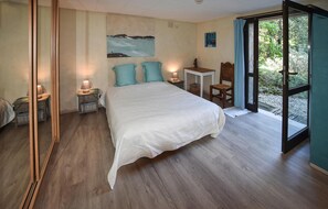 4 habitaciones, cuna de viaje y wifi gratis 
