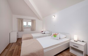 2 habitaciones, wifi gratis y ropa de cama 