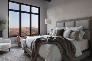 5 室のベッドルーム、アイロン / アイロン台、WiFi、ベッドシーツ