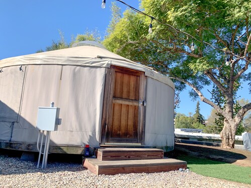 Yurt Life! Nestled in North San Diego foothills yet only 20 mins from beach.