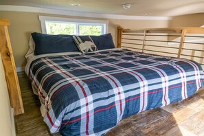 WiFi, bed sheets