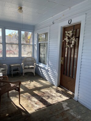 301 4th Ave East | Terrasse/Patio