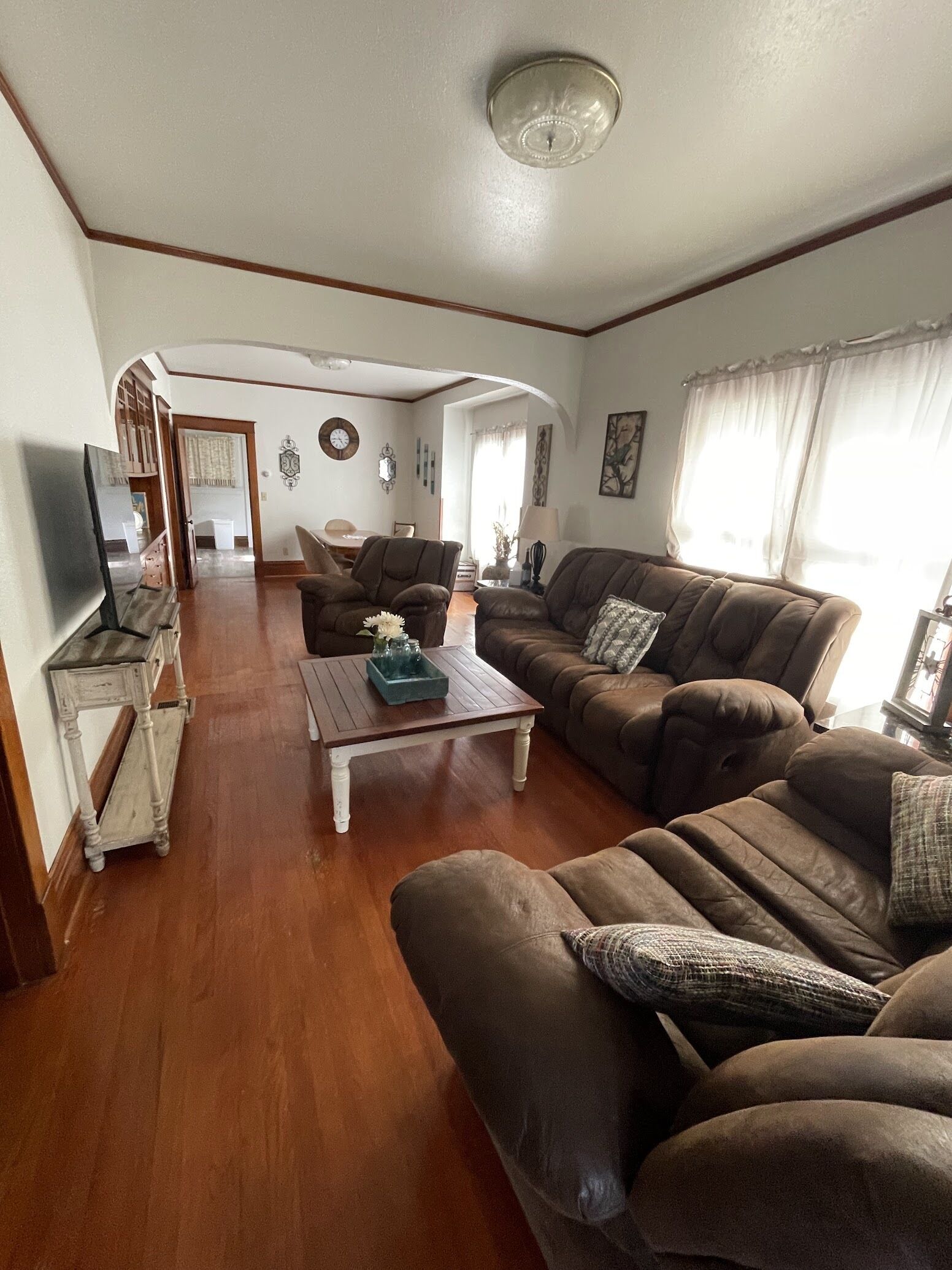 810 1st. Ave East | Aire de séjour