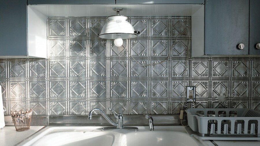 East Side Motel & Cabins