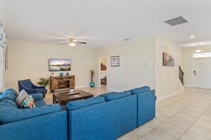 單棟房屋 (5 Bedrooms) | 住宿設施服務