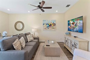 Cottage (3 Bedrooms) | Property amenity - 2971 Castaway Lane (Kissimmee)
