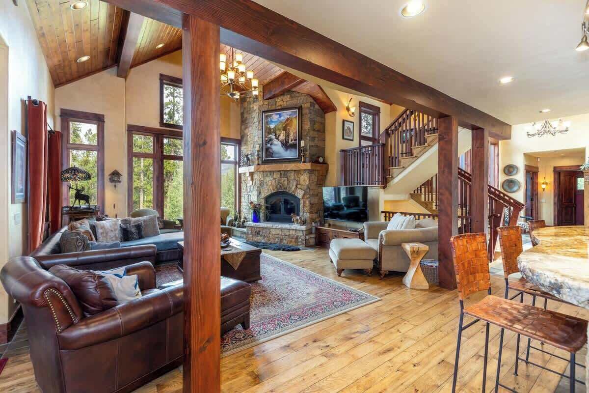 TV, fireplace, DVD player, stereo