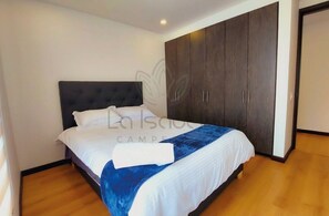 3 bedrooms, WiFi, bed sheets
