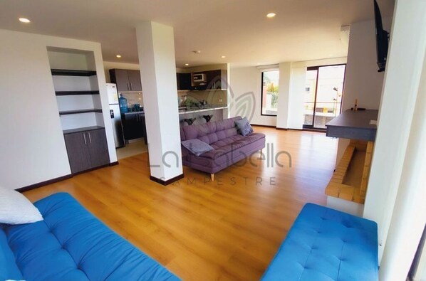 Living area - Conjunto la Isabella Campestre, apartamentos amoblados, modernos y amplios. (Mosquera)