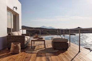 Terrace/patio - Infinity villa milos (Milos)