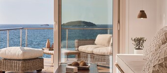 infinity seafront villa